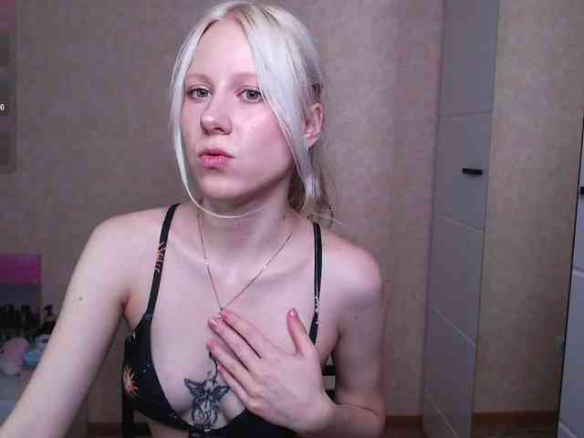 Mary-Kitty webcam