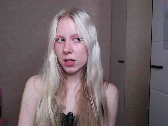 Mary-Kitty webcam
