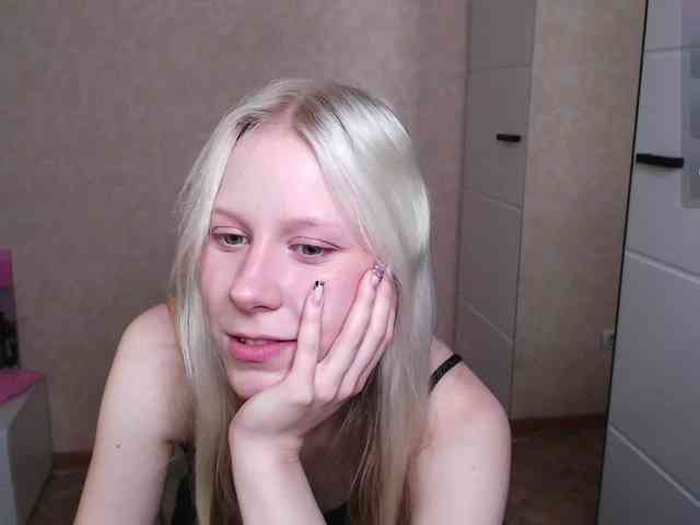 Mary-Kitty webcam