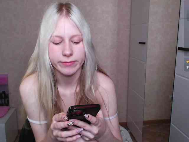 Mary-Kitty webcam