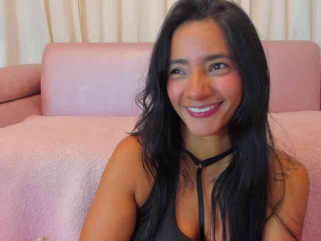 Dashafoxxx webcam