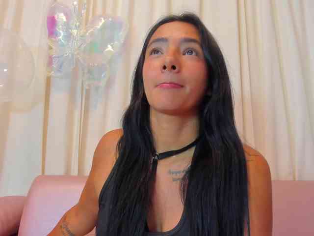 Dashafoxxx webcam