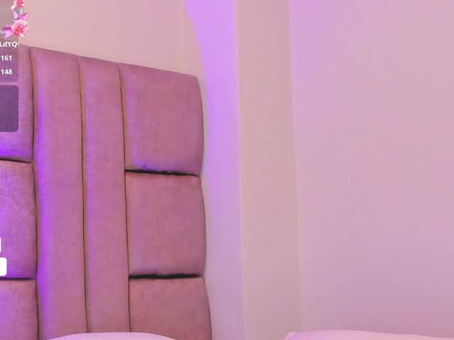 Melany-8 live webcam show