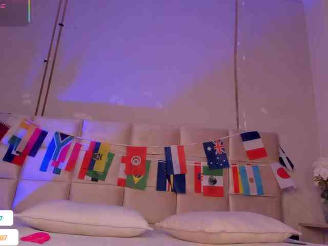 Melany-8 webcam