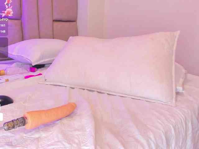 Melany-8 webcam