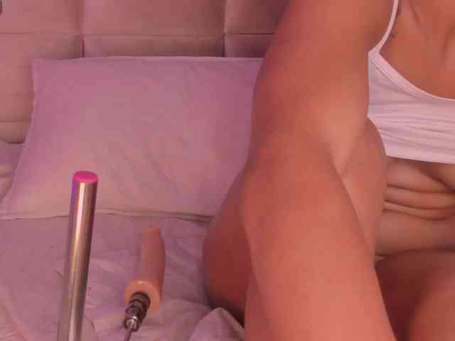 Melany-8 webcam