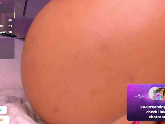 Melany-8 webcam