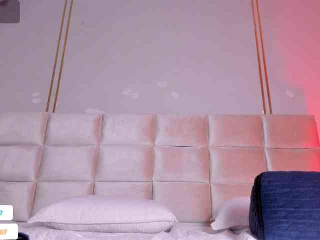Melany-8 webcam