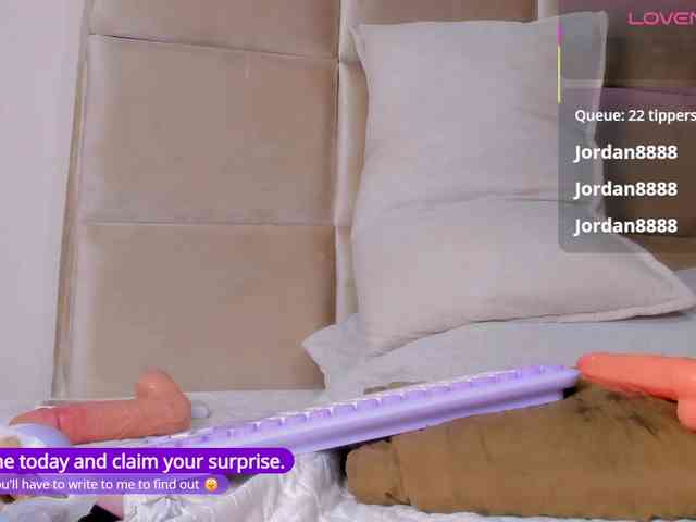 Melany-8 webcam