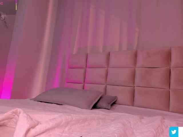 Melany-8 webcam