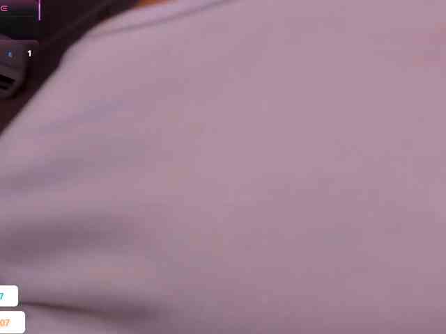 Melany-8 webcam