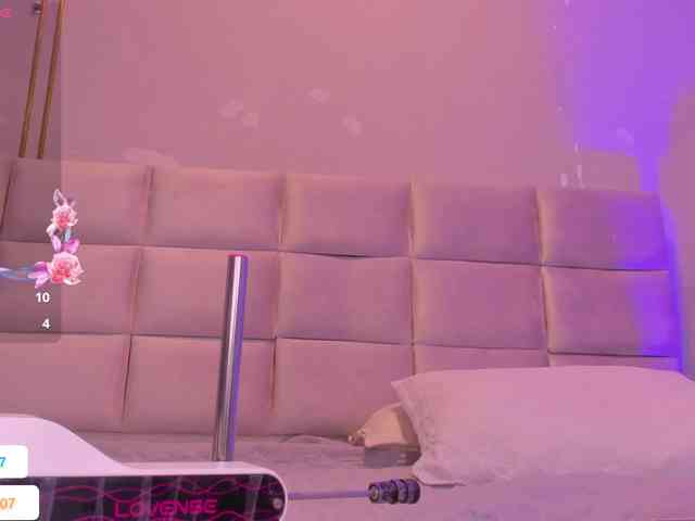Melany-8 webcam
