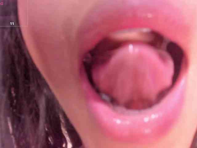 Melany-8 webcam
