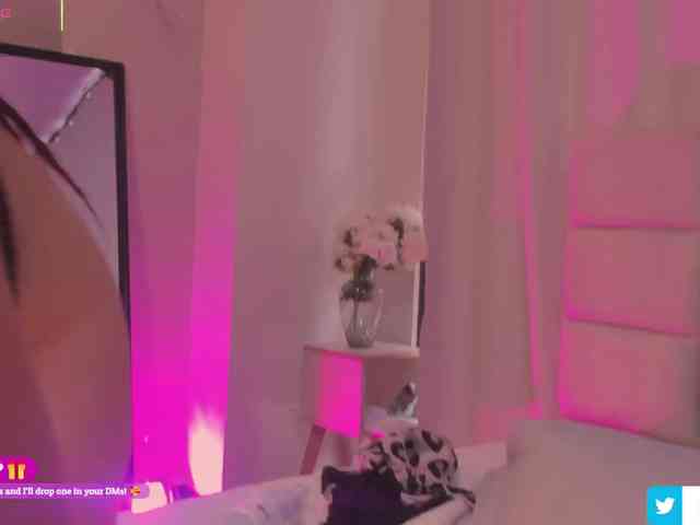Melany-8 webcam