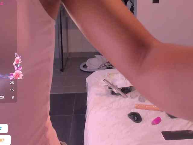 Melany-8 webcam