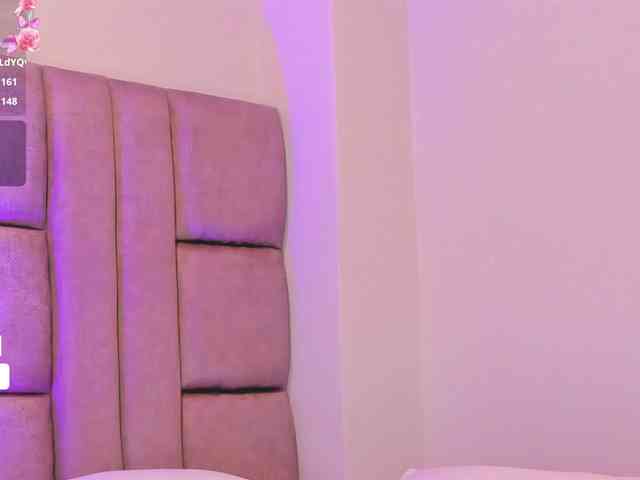 Melany-8 webcam