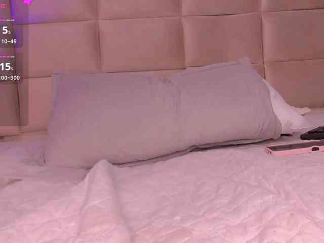 Melany-8 webcam