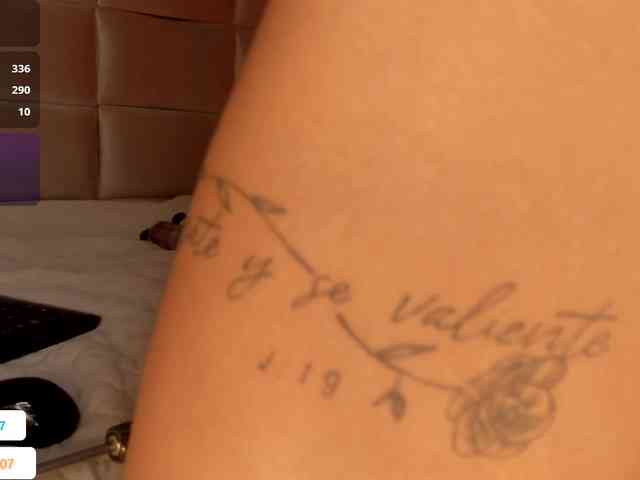Melany-8 webcam
