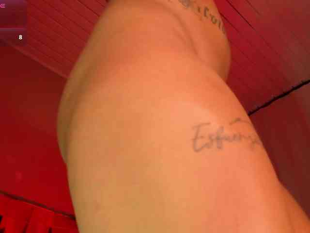 Melany-8 webcam