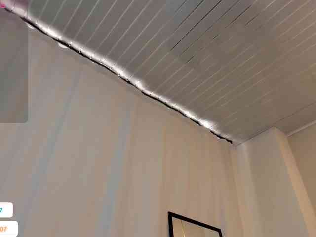 Melany-8 webcam