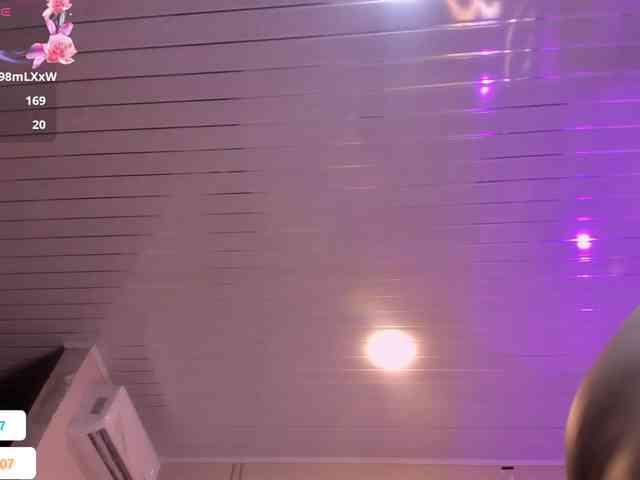 Melany-8 Live Webcam on BongaCams