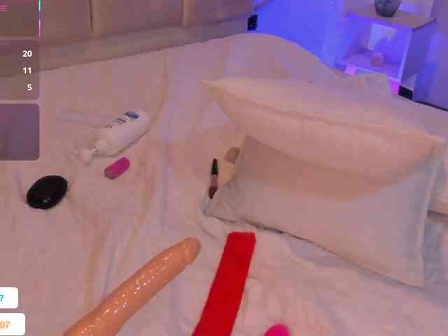 Melany-8 webcam