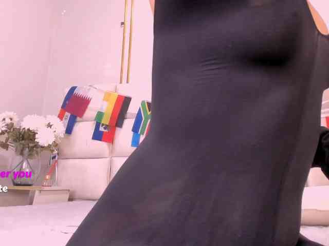 Melany-8 webcam