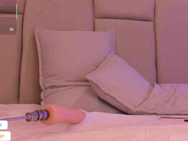 Melany-8 webcam
