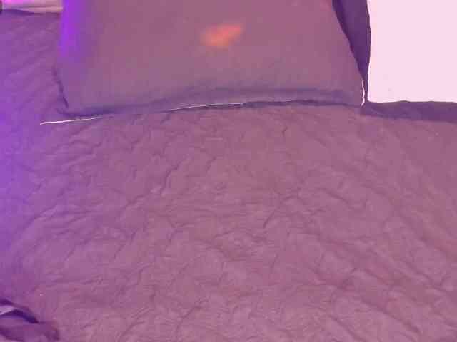 Melany-8 webcam