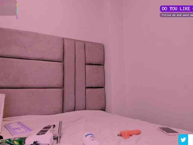 Melany-8 webcam