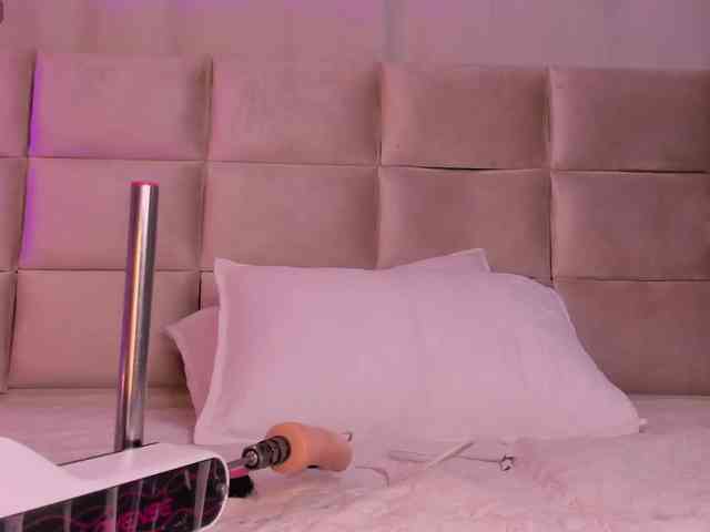 Melany-8 webcam