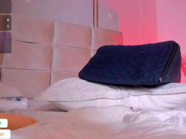 Melany-8 webcam