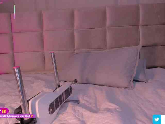 Melany-8 webcam