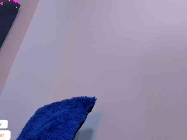 Melany-8 webcam
