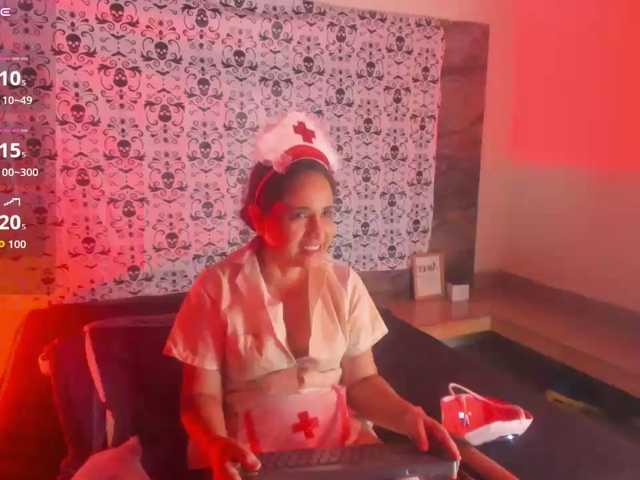 Yaya189 live cam on BongaCams