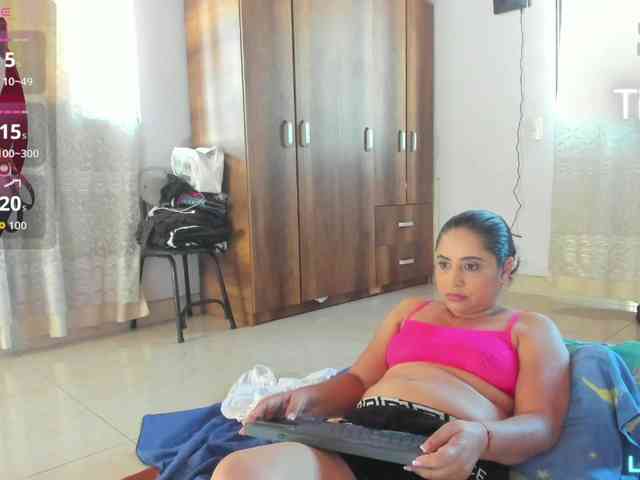 Yaya189 webcam