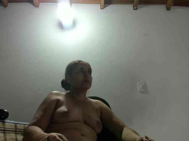 Yaya189 webcam