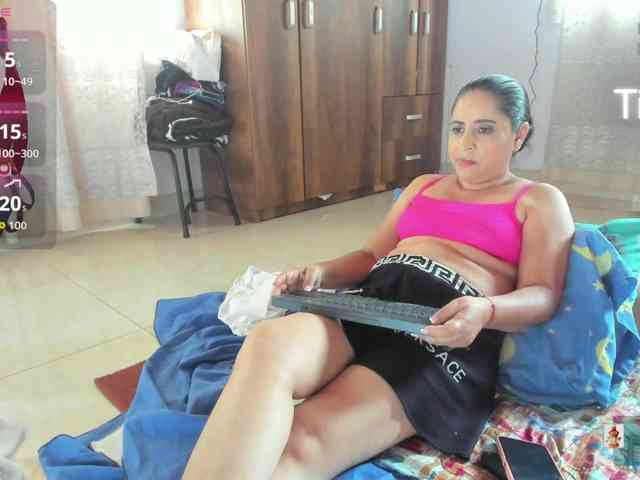 Yaya189 webcam