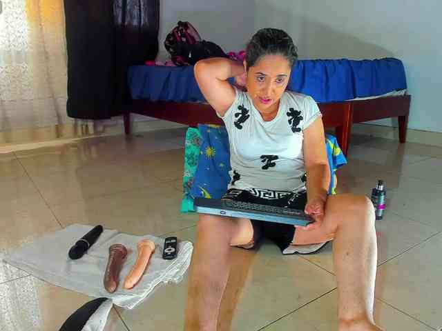Yaya189 webcam