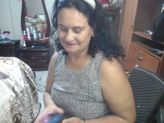 jazmin-mature