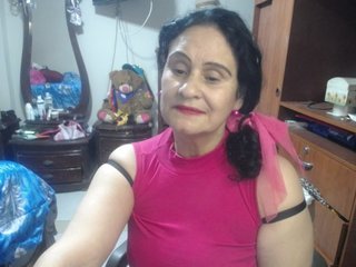 jazmin-mature
