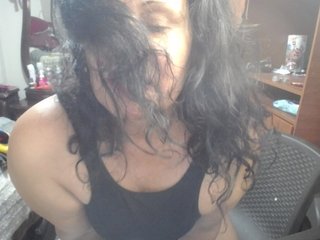 jazmin-mature
