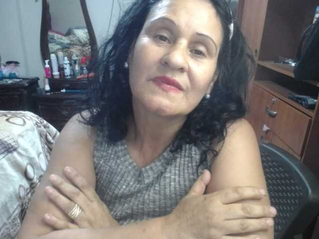 jazmin-mature