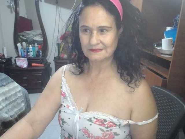 jazmin-mature live cam on BongaCams