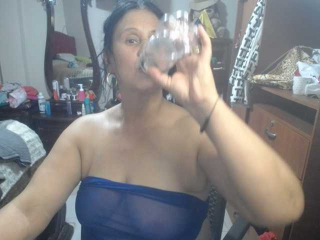 jazmin-mature
