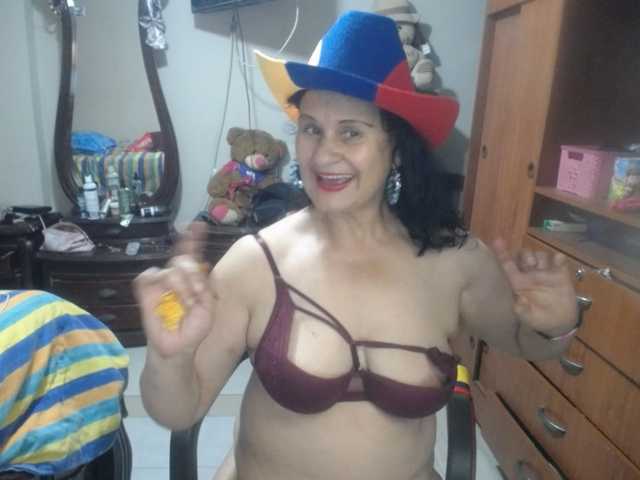 jazmin-mature