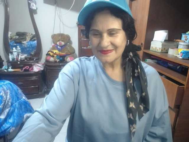 jazmin-mature live cam on BongaCams