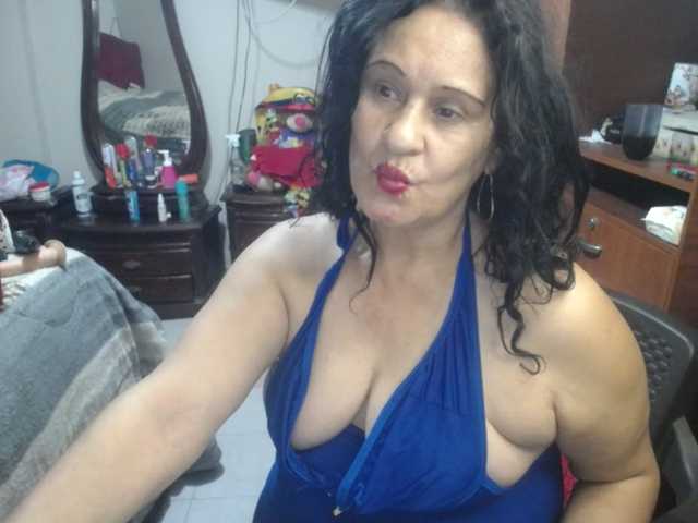 jazmin-mature