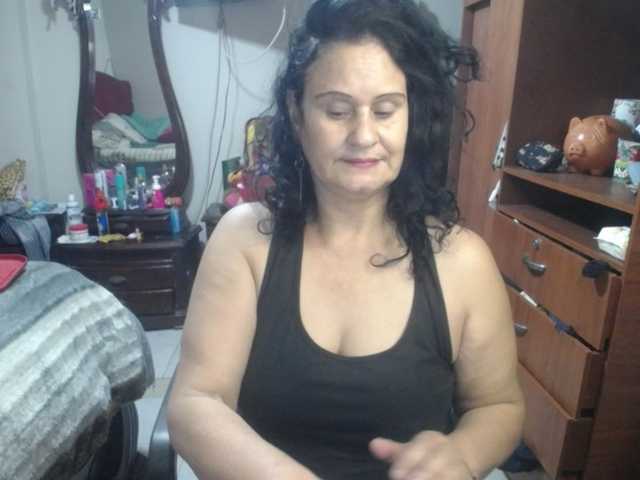 jazmin-mature