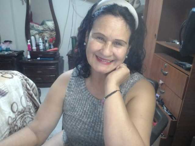 jazmin-mature live cam on BongaCams